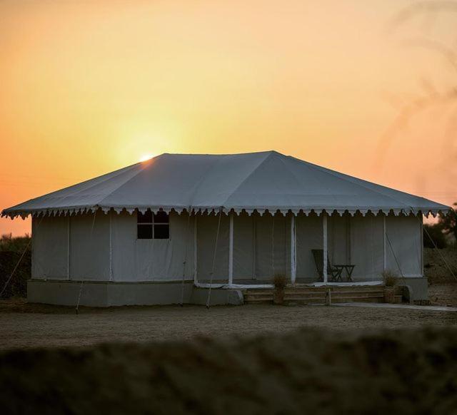 The Desert Royal Heritage Camp 자이살메르 외부 사진